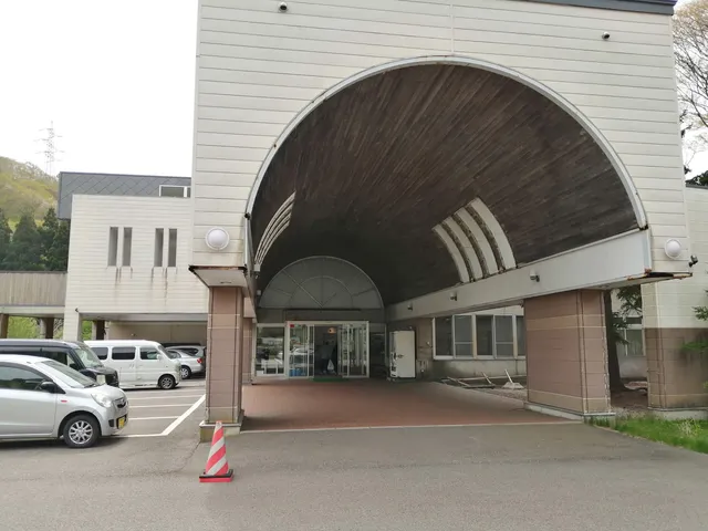 ヨシオカオンセンユトラギカン