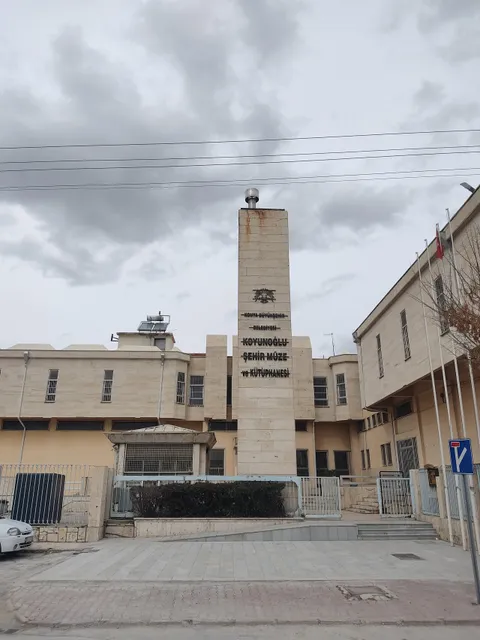 Konya İzzet Koyunoğlu Şehir Müzesi