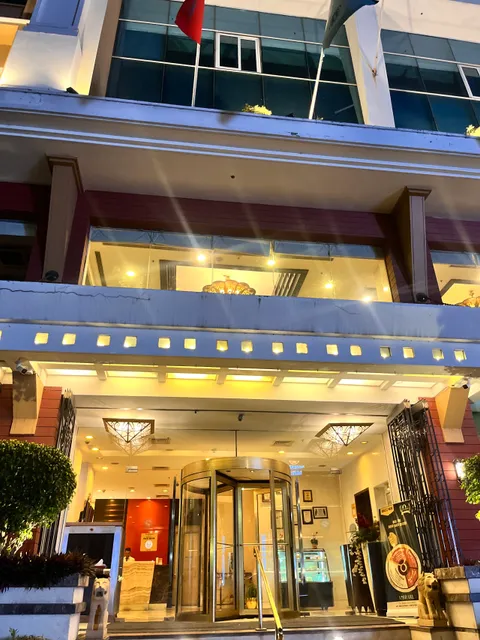 Sky View Café (Hotel De Sovrani)