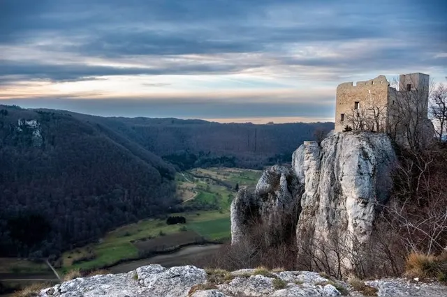 Reussenstein Castle
