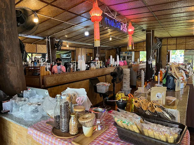 Ban Tai Lue Café