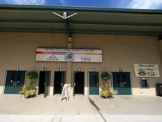 Seven Feathers Event Center