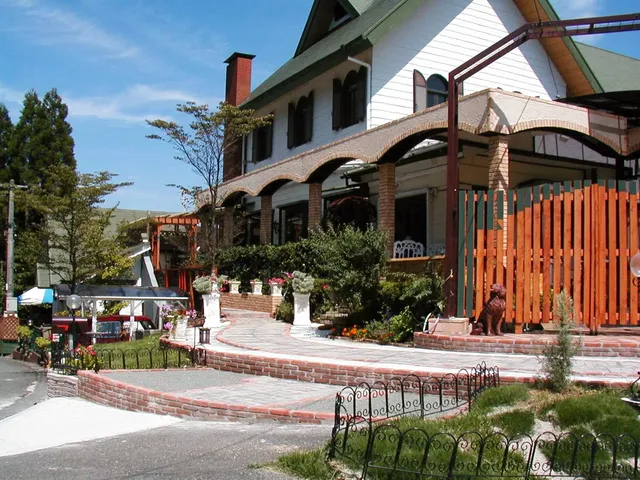 ペンション もしもしピエロ