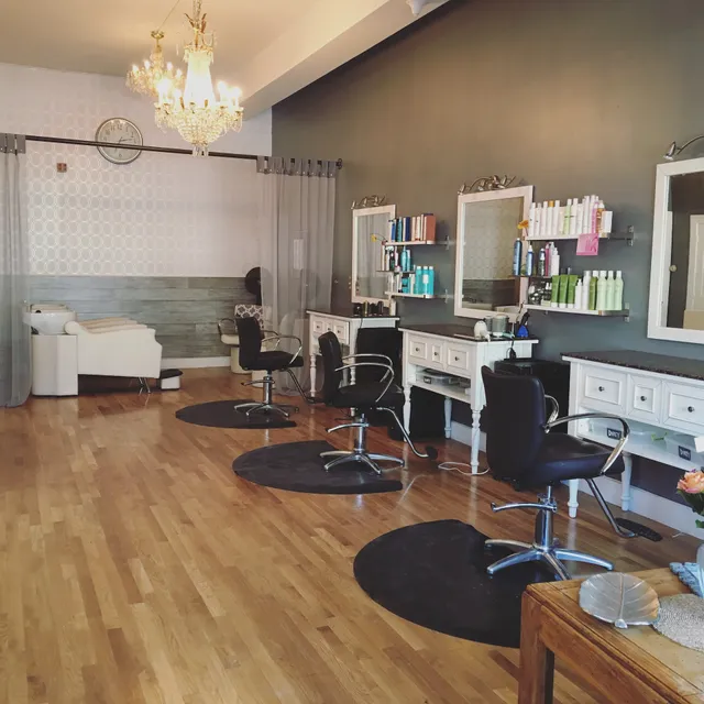 Insideout Beauty Studio