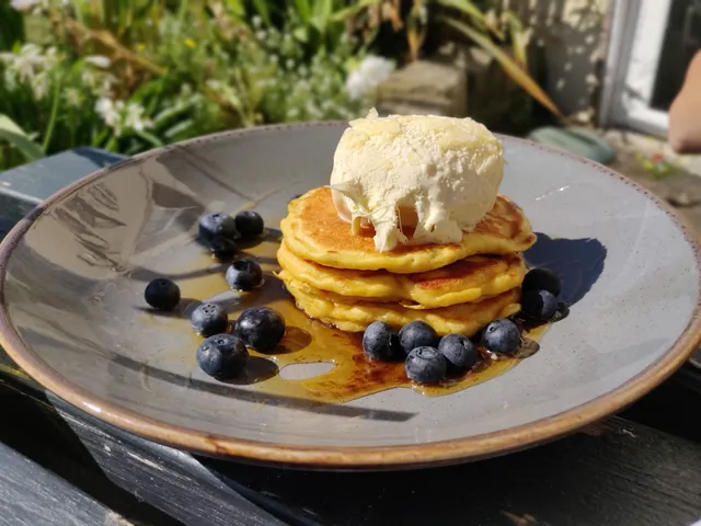 No.4 Breakfast & Bistro