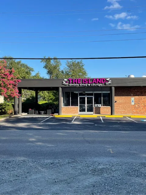 The Island Smoke Shop & Lounge