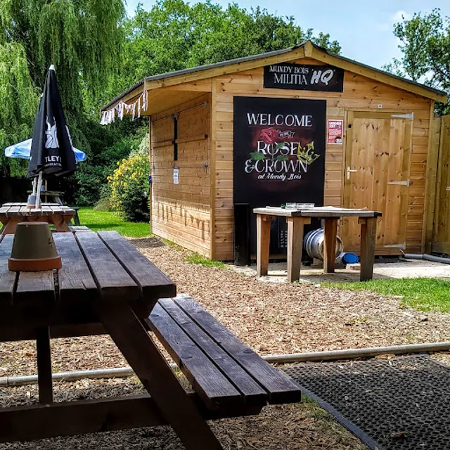 Rose & Crown - Mundy Bois