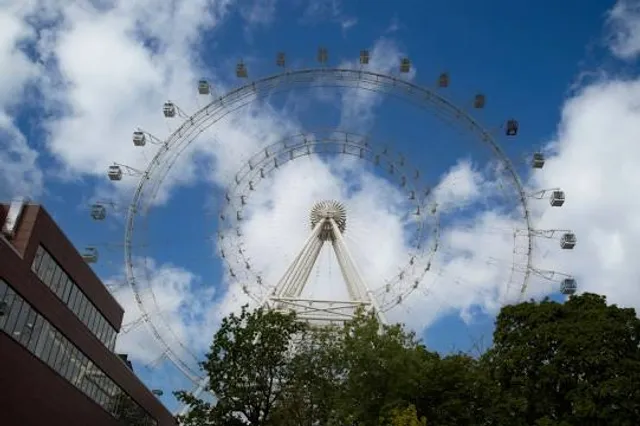 Koleso Obozreniya "Solntse Moskvy"