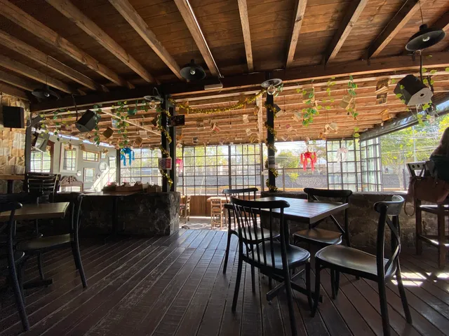 Diktatur Universidad