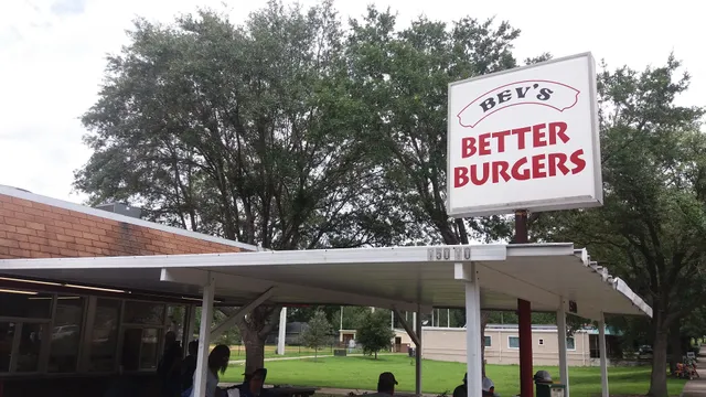 Bev's Better Burgers of Alachua