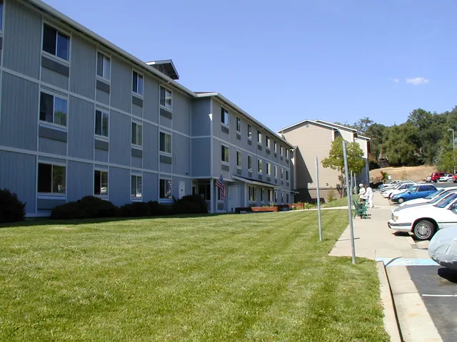 Eskaton Lincoln Manor