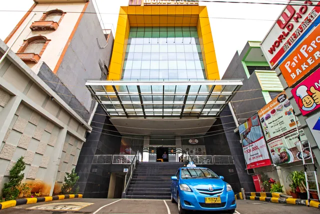 RedDoorz near Kota Tua