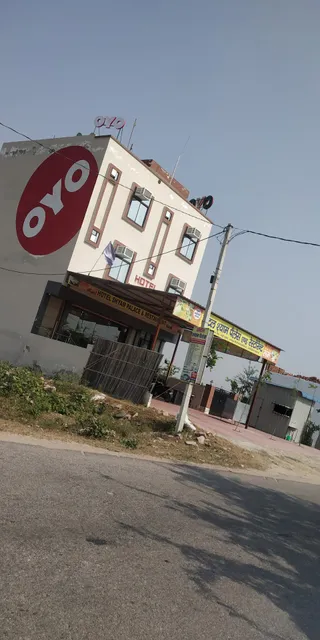 OYO 30328 Hotel Shyam Palace