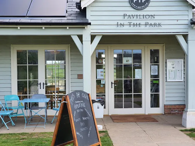 PiP Café and Meeting Hub