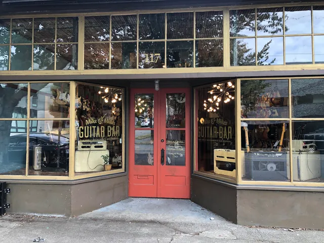 Mike & Mike's Guitar Bar