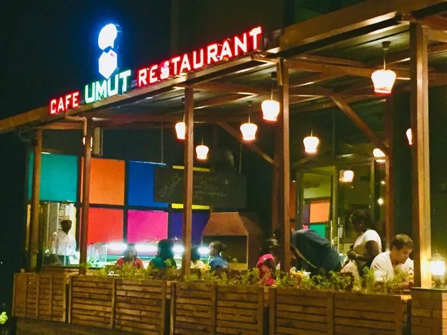 UMUT Cafe & Restaurant