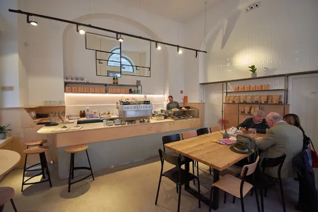 Portobello Coffee, Brunch & Wine