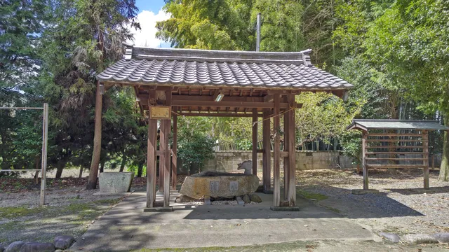 Shirahige Shrine