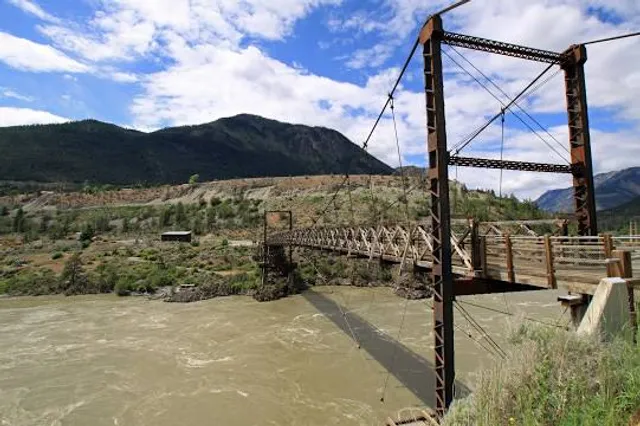 Bridge of the Twenty-Three Camels