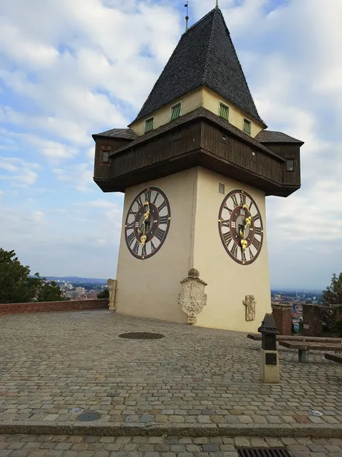 Uhrturm