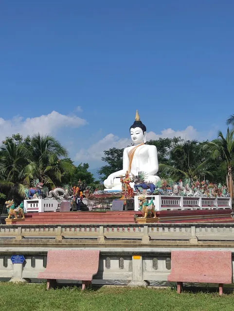 Wat Lathiwan