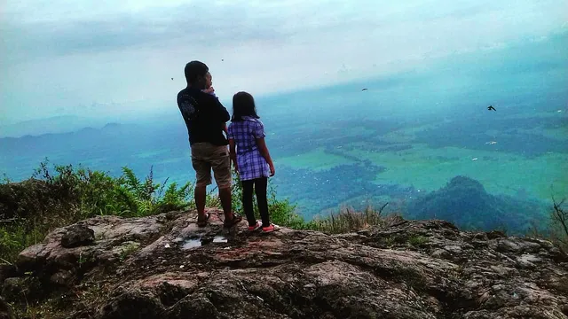 Wisata Gunung Pringgitan