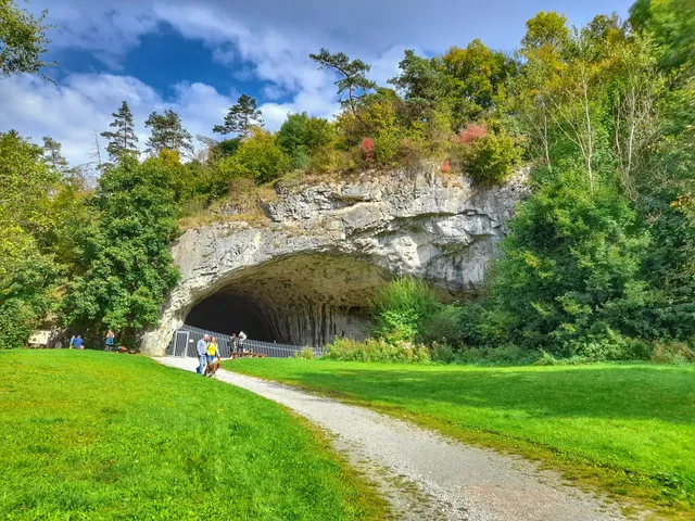 Kůlna Cave