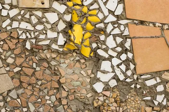 Rag Doll museum, Rock garden