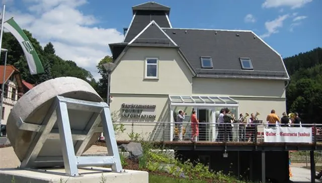 Tourist-Information Schleusegrund & Gewürzmuseum Schönbrunn