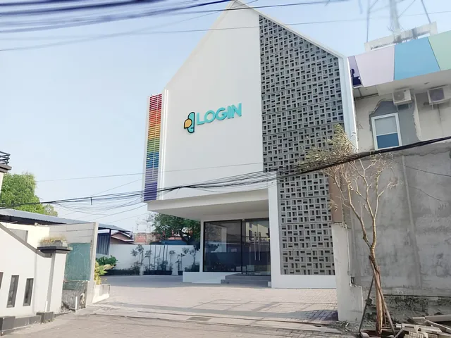 LOGIN Hotel by Rainbows House