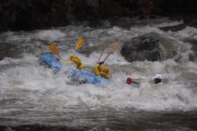 リバートリップホッカイドウムカワラフティング