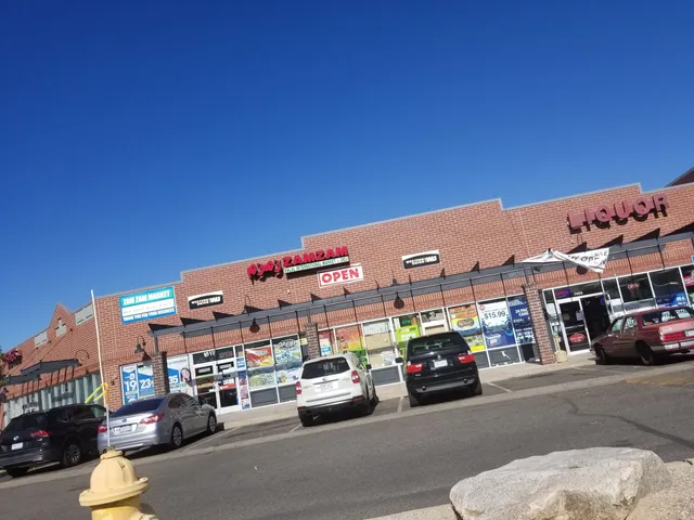 Central Park Shopping Center