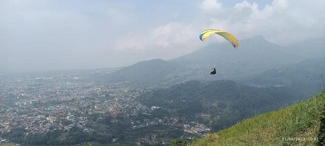 PARALAYANG KOTA BATU