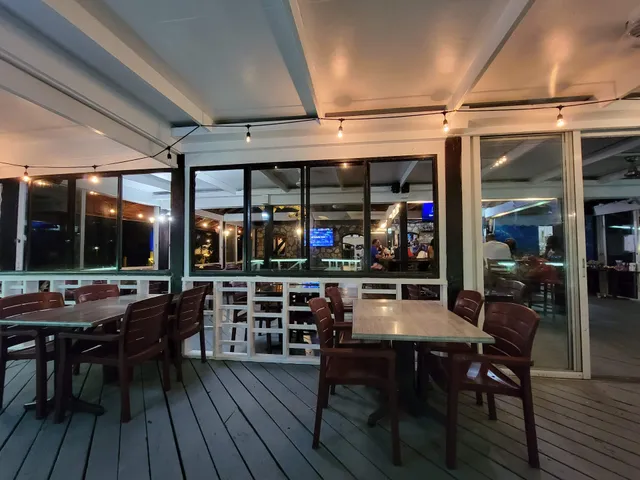 Sharkbite Bar & Grill