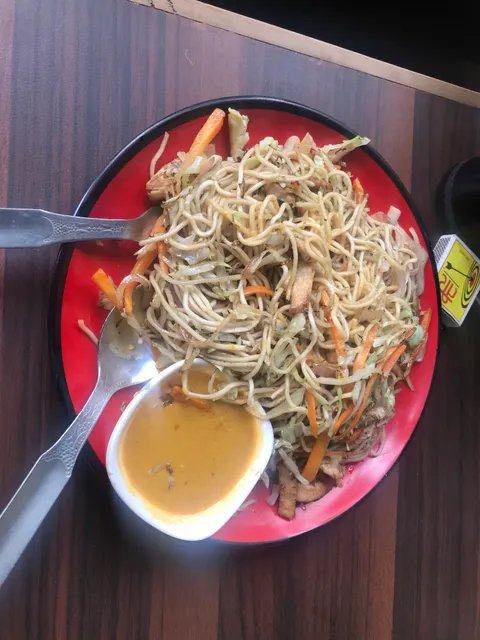 Green Hut Lounge and Cafe