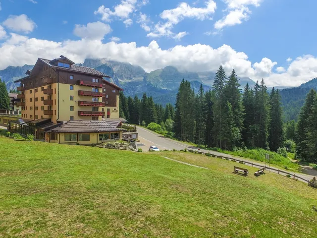 Carlo Magno Hotel Spa & Resort