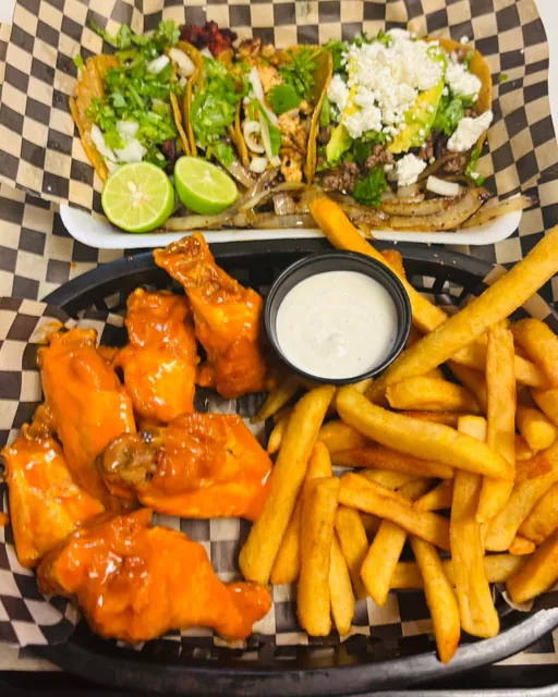 El Barbon Carnitas y Antojitos