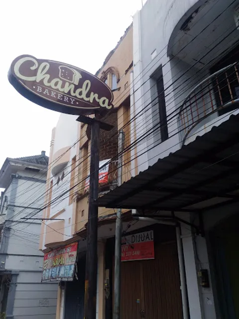Chandra Bakery