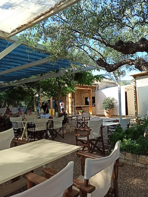 Gialos Kardamili Taverna