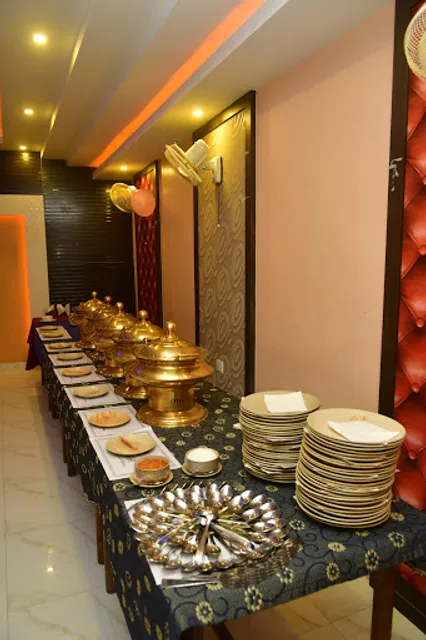 Rupashi Restaurant & Guest House