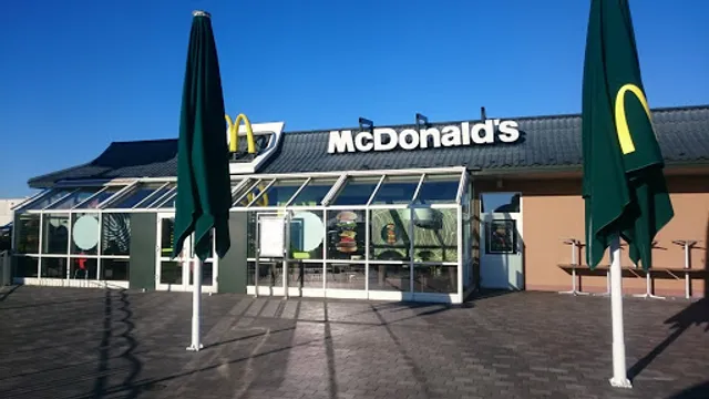 McDonald's Wr. Neustadt Wiener Straße