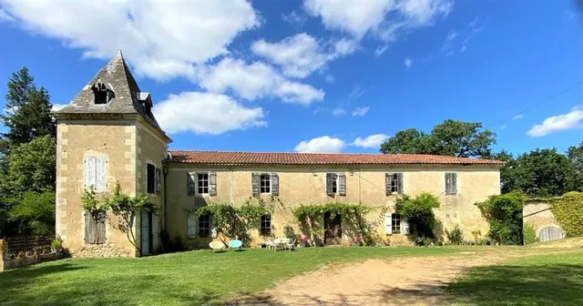 Presbytère d'Arpentian