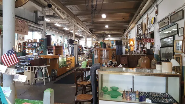 Court Street Antiques