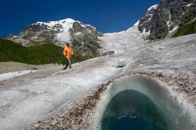 Gletschermühlen, Alp Mora