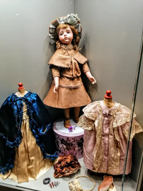 Il museo delle bambole