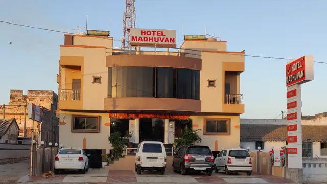 HOTEL MADHUVAN