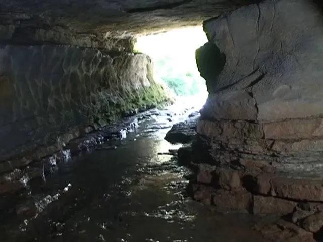 Grotte des Estinettes
