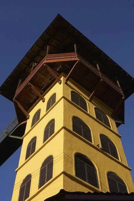 Polanco Lift tower