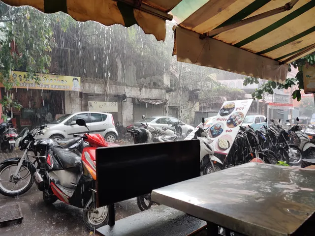 Hotel Khandesh Junction