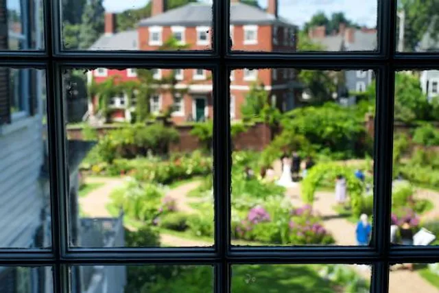 Ropes Mansion and Garden